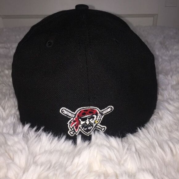 Pittsburgh Pirates Flat Bill Baseball Hat Sz 7 New Era MLB Black 59 Fifty - Picture 5 of 9
